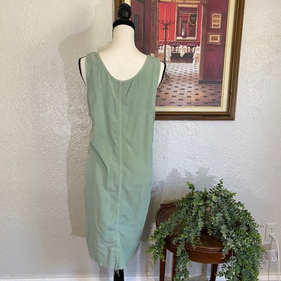 A.M.I ~ Mint Green Distressed Jumper ~ Size M - Picture 5 of 8